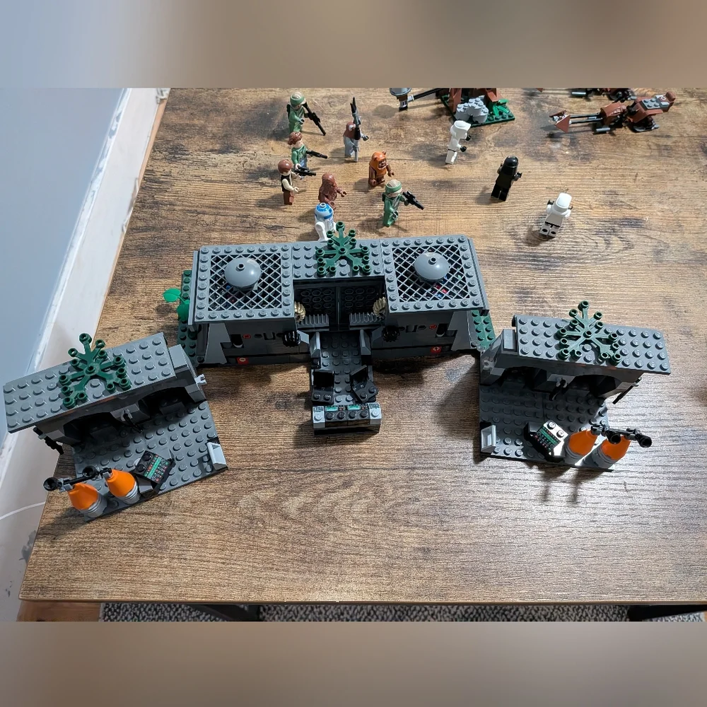 Lego Star Wars The Battle of Endor (8038) - 100% Complete, No Box - Picture 8 of 11